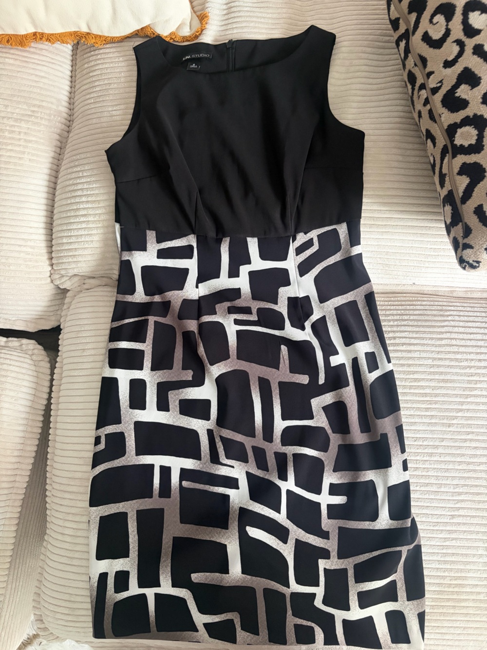 I.N. Studio Black and Silver Graphic Midi Dress